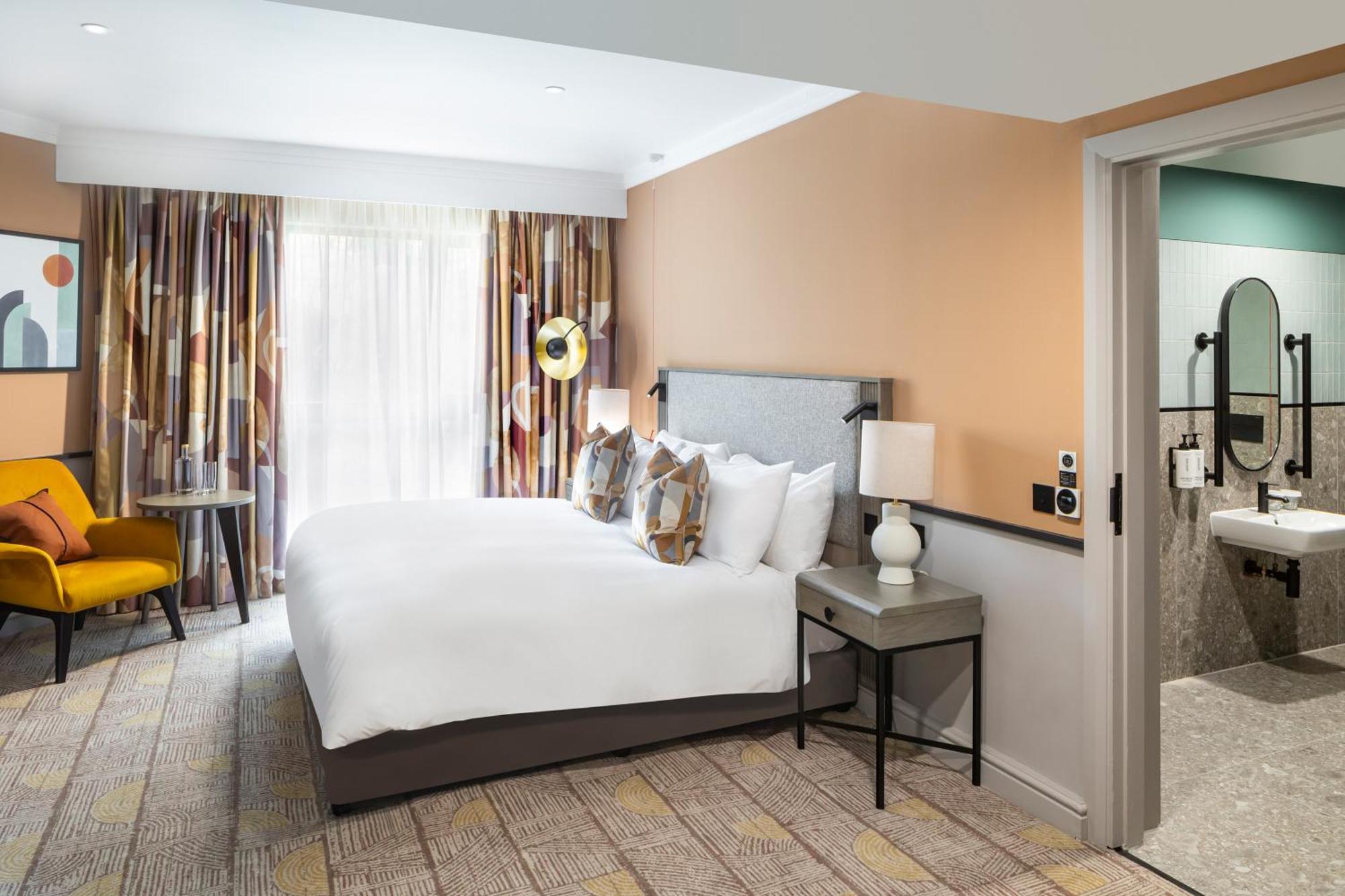 Voco Fareham - Solent By Ihg Hotel Eksteriør billede
